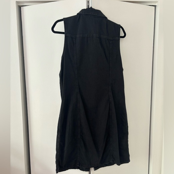 Levi’s black dress size large - Picture 5 of 5